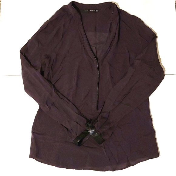 Zara Long Sleeve - Picture 1 of 5